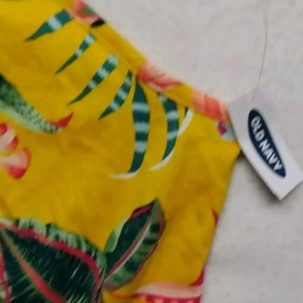 Old‎ Navy Floral Romper Halter Neck Sleeveless Yellow Tropical Kids Size L